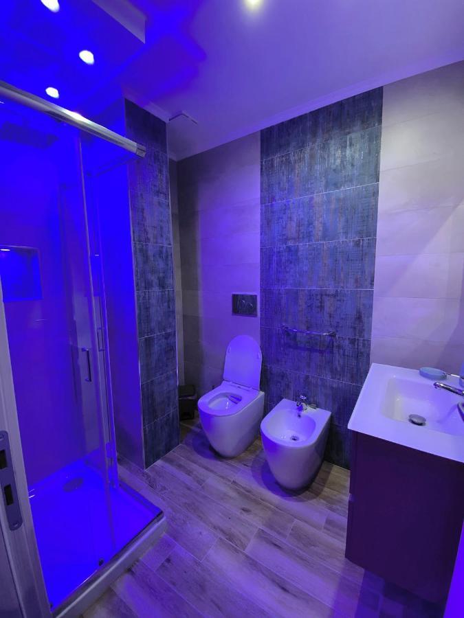 B&B New Paris & Suite 타란토 외부 사진