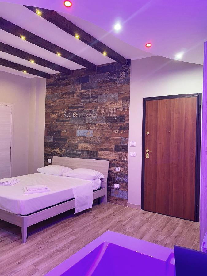 B&B New Paris & Suite 타란토 외부 사진