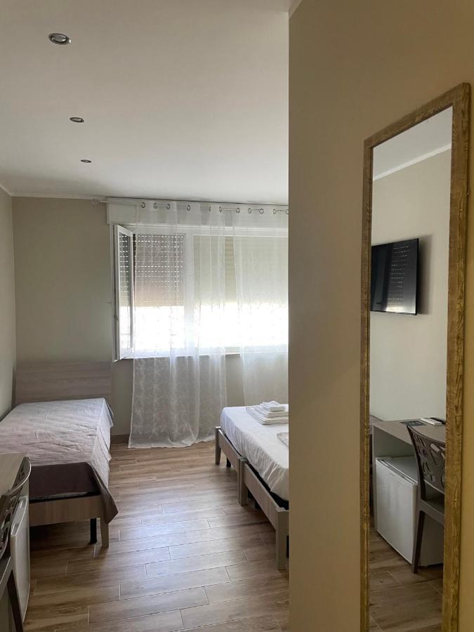 B&B New Paris & Suite 타란토 외부 사진